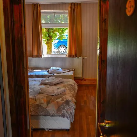 Predel Hut Lodge Ράζλογκ